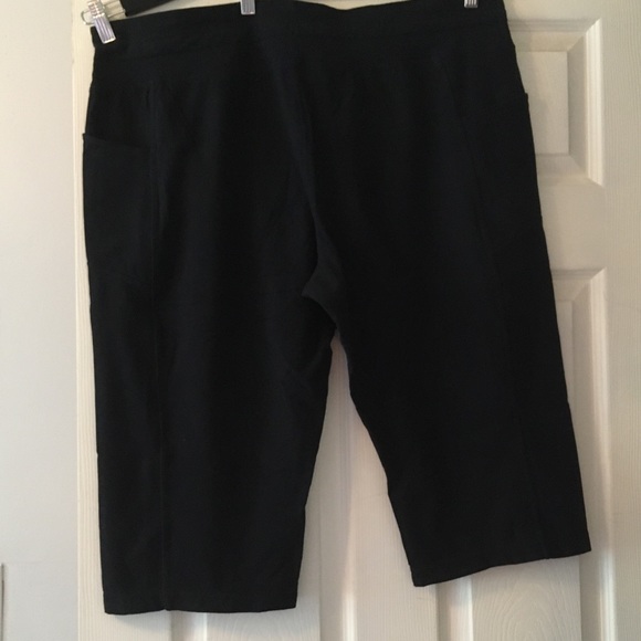 22-24W Rainbeau Curves Activewear - Picture 2 of 4